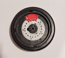 Load image into Gallery viewer, Licensed Mercedes SL65 Wheel