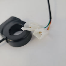 Charger l&#39;image dans la galerie, 36v Renegade z hand throttle(light/horn function).