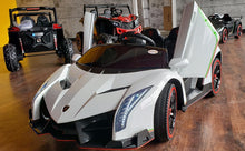 Charger l&#39;image dans la galerie, Licensed lamborghini veneno White