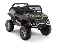 Charger l&#39;image dans la galerie, Licensed Mercedes Benz Unimog  &quot;Online Order Only&quot;